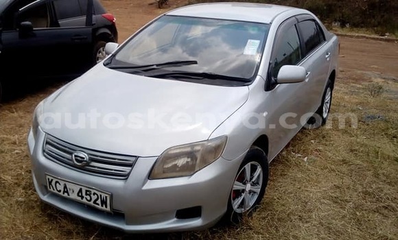 Nunua Ilio tumika Toyota Axio Fedha Gari ndani ya Nairobi nchini Nairobi