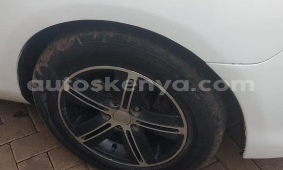 Oofamaa Mazda Axela White Makiinaa iti Nairobi keessatti Nairobi keessatti Oofamaa Mazda Axela White Makiinaa iti Nairobi keessatti Nairobi keessatti