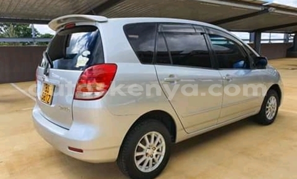 Oofamaa Toyota Spacio Silver Makiinaa iti Isiolo keessatti East Kenya keessatti Oofamaa Toyota Spacio Silver Makiinaa iti Isiolo keessatti East Kenya keessatti