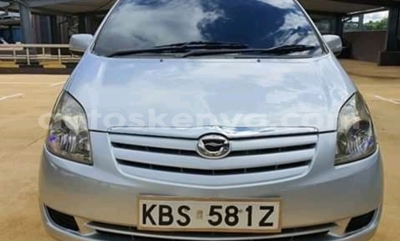 Oofamaa Toyota Spacio Silver Makiinaa iti Isiolo keessatti East Kenya keessatti Oofamaa Toyota Spacio Silver Makiinaa iti Isiolo keessatti East Kenya keessatti