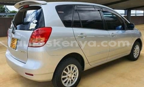 Oofamaa Toyota Spacio Silver Makiinaa iti Isiolo keessatti East Kenya keessatti Oofamaa Toyota Spacio Silver Makiinaa iti Isiolo keessatti East Kenya keessatti