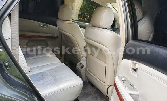 Nunua Ilio tumika Lexus RX 300 Nyeusi Gari ndani ya Nairobi nchini Nairobi Nunua Ilio tumika Lexus RX 300 Nyeusi Gari ndani ya Nairobi nchini Nairobi