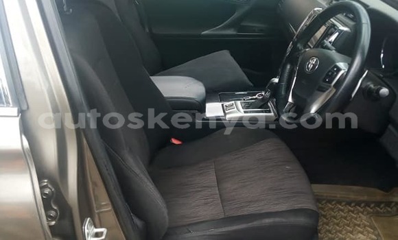 Nunua Ilio tumika Toyota Mark X Nyingine Gari ndani ya Nairobi nchini Nairobi Nunua Ilio tumika Toyota Mark X Nyingine Gari ndani ya Nairobi nchini Nairobi