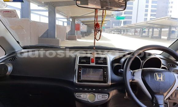 Nunua Ilio tumika Honda airwave Bluu Gari ndani ya Nairobi nchini Nairobi Nunua Ilio tumika Honda airwave Bluu Gari ndani ya Nairobi nchini Nairobi