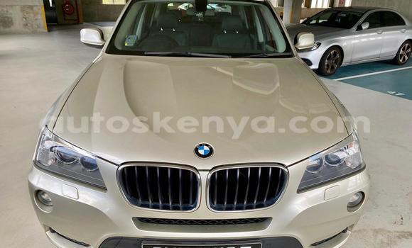 Oofamaa BMW X3 Silver Makiinaa iti Nairobi keessatti Nairobi keessatti