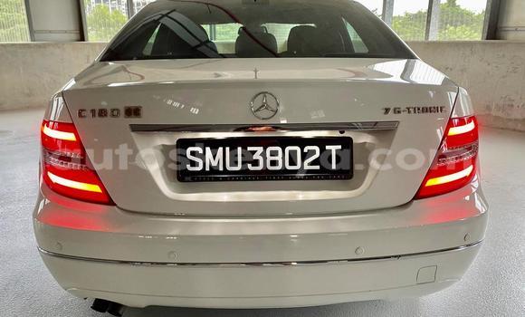 Haaraa Mercedes‒Benz C–Class White Makiinaa iti Nairobi keessatti Nairobi keessatti Haaraa Mercedes‒Benz C–Class White Makiinaa iti Nairobi keessatti Nairobi keessatti