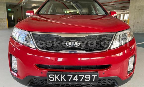 Oofamaa Kia Sorento Red Makiinaa iti Nairobi keessatti Nairobi keessatti
