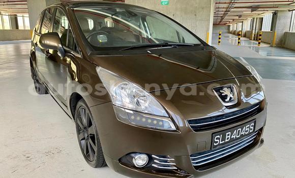 Oofamaa Peugeot 5008 Brown Makiinaa iti Nairobi keessatti Nairobi keessatti Oofamaa Peugeot 5008 Brown Makiinaa iti Nairobi keessatti Nairobi keessatti