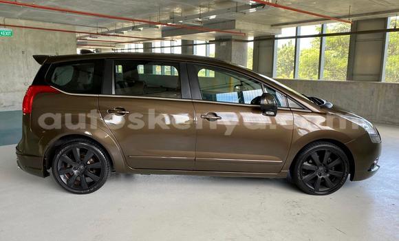 Oofamaa Peugeot 5008 Brown Makiinaa iti Nairobi keessatti Nairobi keessatti Oofamaa Peugeot 5008 Brown Makiinaa iti Nairobi keessatti Nairobi keessatti
