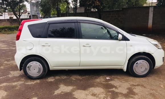 Oofamaa Nissan Note White Makiinaa iti Nairobi keessatti Nairobi keessatti Oofamaa Nissan Note White Makiinaa iti Nairobi keessatti Nairobi keessatti