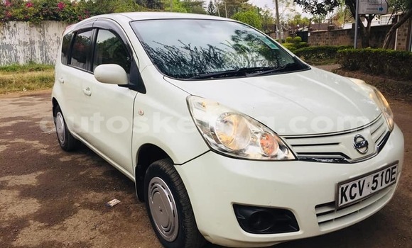 Oofamaa Nissan Note White Makiinaa iti Nairobi keessatti Nairobi keessatti Oofamaa Nissan Note White Makiinaa iti Nairobi keessatti Nairobi keessatti