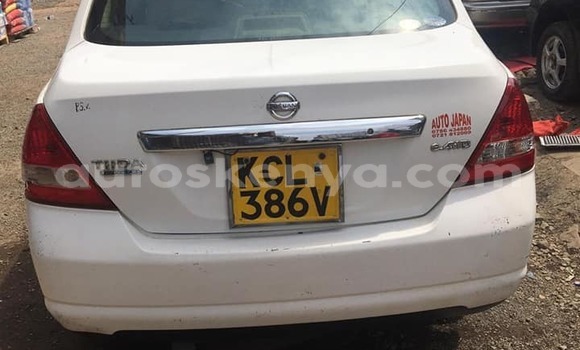 Oofamaa Nissan Note White Makiinaa iti Nairobi keessatti Nairobi keessatti Oofamaa Nissan Note White Makiinaa iti Nairobi keessatti Nairobi keessatti