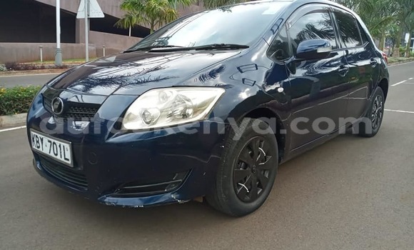 Nunua Ilio tumika Toyota Auris Bluu Gari ndani ya Nairobi nchini Nairobi