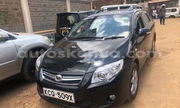 Oofamaa Toyota Fielder Black Makiinaa iti Nairobi keessatti Nairobi keessatti
