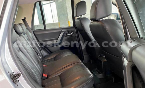 Oofamaa Land Rover Freelander Silver Makiinaa iti Nairobi keessatti Nairobi keessatti Oofamaa Land Rover Freelander Silver Makiinaa iti Nairobi keessatti Nairobi keessatti