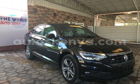 Nunua Imported Volkswagen Jetta Nyeusi Gari ndani ya Import - Dubai nchini Kati Kenya