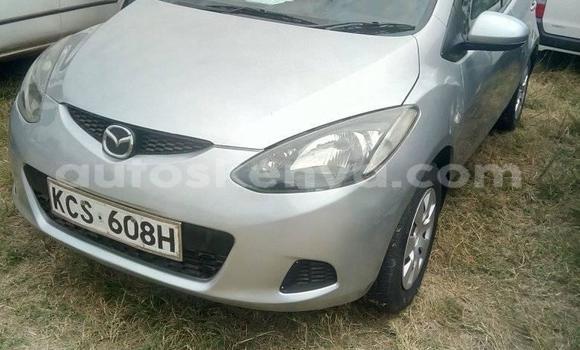 Nunua Ilio tumika Mazda Demio Fedha Gari ndani ya Mombasa nchini Kenya ya Pwani