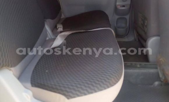 Oofamaa Toyota Sienta Green Makiinaa iti Mombasa keessatti Coastal Kenya keessatti Oofamaa Toyota Sienta Green Makiinaa iti Mombasa keessatti Coastal Kenya keessatti