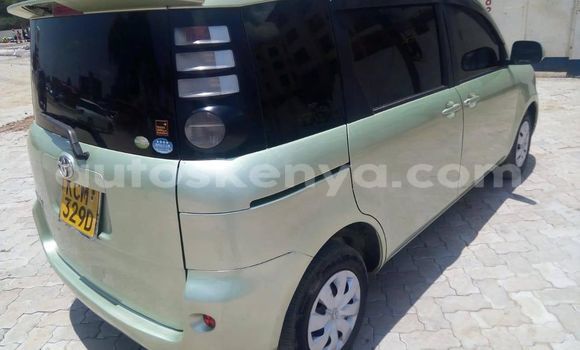 Oofamaa Toyota Sienta Green Makiinaa iti Mombasa keessatti Coastal Kenya keessatti Oofamaa Toyota Sienta Green Makiinaa iti Mombasa keessatti Coastal Kenya keessatti