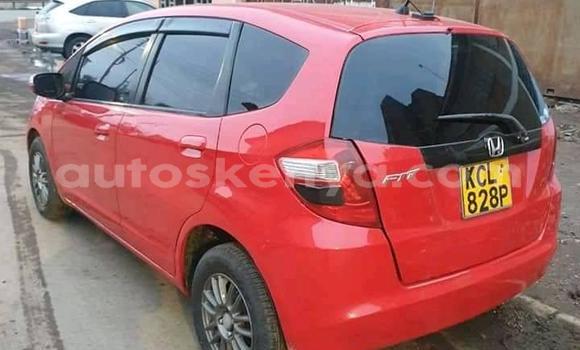 Oofamaa Honda Fit Red Makiinaa iti Mombasa keessatti Coastal Kenya keessatti
