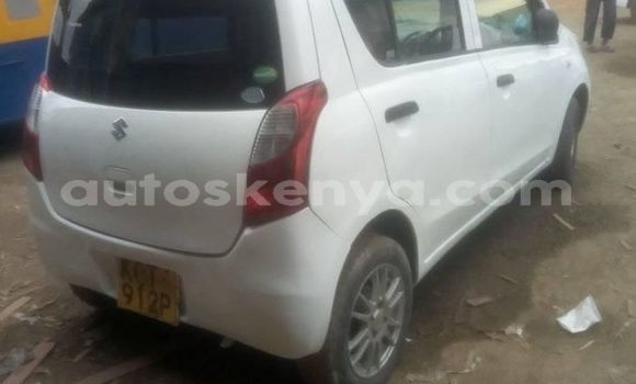 Oofamaa Suzuki Alto White Makiinaa iti Mombasa keessatti Coastal Kenya keessatti Oofamaa Suzuki Alto White Makiinaa iti Mombasa keessatti Coastal Kenya keessatti