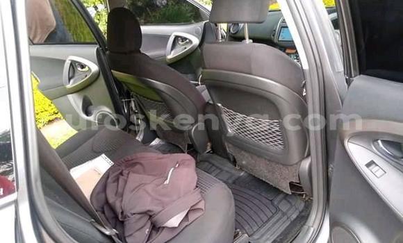 Nunua Ilio tumika Toyota Vanguard Kijani Gari ndani ya Nairobi nchini Nairobi Nunua Ilio tumika Toyota Vanguard Kijani Gari ndani ya Nairobi nchini Nairobi