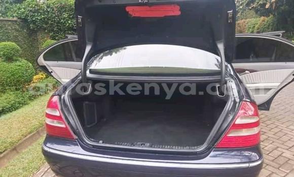 Buy Used Mercedes‒Benz E–Class Blue Car in Nairobi in Nairobi Buy Used Mercedes‒Benz E–Class Blue Car in Nairobi in Nairobi