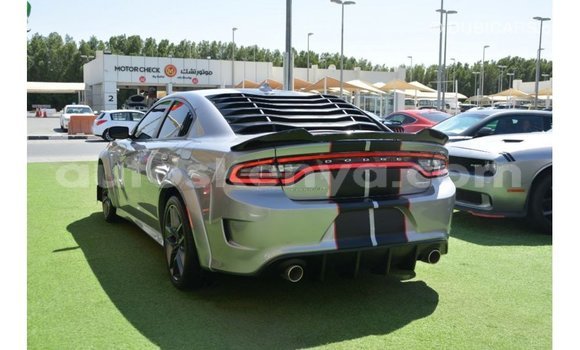 Nunua Imported Dodge Charger Nyingine Gari ndani ya Import - Dubai nchini Kati Kenya Nunua Imported Dodge Charger Nyingine Gari ndani ya Import - Dubai nchini Kati Kenya