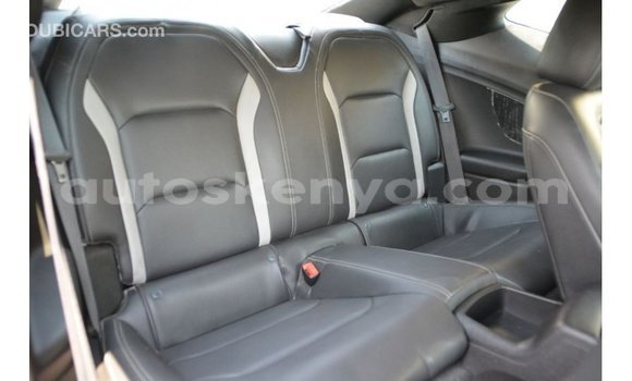 Nunua Imported Chevrolet Camaro Nyeusi Gari ndani ya Import - Dubai nchini Kati Kenya Nunua Imported Chevrolet Camaro Nyeusi Gari ndani ya Import - Dubai nchini Kati Kenya