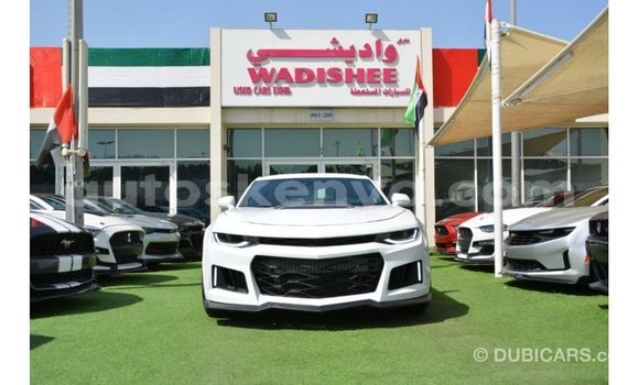 Imported Chevrolet Camaro White Makiinaa iti Import - Dubai keessatti Central Kenya keessatti Imported Chevrolet Camaro White Makiinaa iti Import - Dubai keessatti Central Kenya keessatti