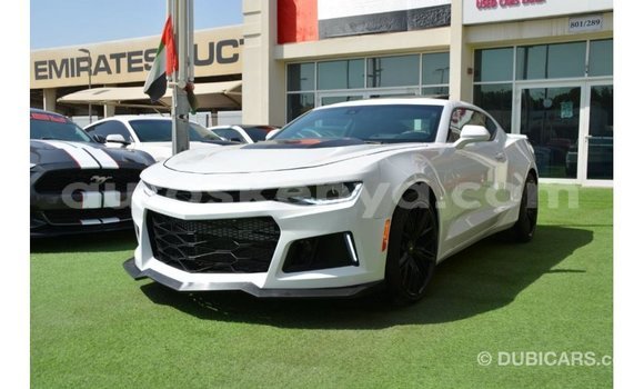 Imported Chevrolet Camaro White Makiinaa iti Import - Dubai keessatti Central Kenya keessatti Imported Chevrolet Camaro White Makiinaa iti Import - Dubai keessatti Central Kenya keessatti