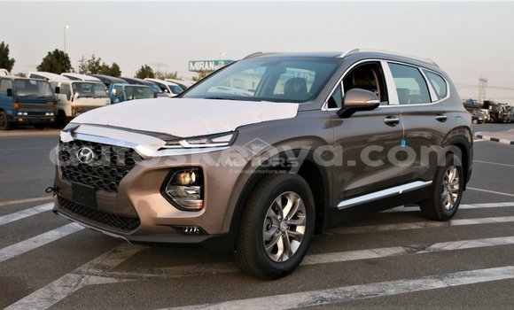 Imported Hyundai Santa Fe Brown Makiinaa iti Import - Dubai keessatti Central Kenya keessatti