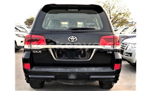 Buy Import Toyota Land Cruiser Black Car in Import - Dubai in Central Kenya Buy Import Toyota Land Cruiser Black Car in Import - Dubai in Central Kenya