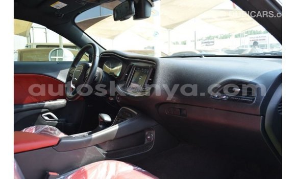 Nunua Imported Dodge Challenger Nyeupe Gari ndani ya Import - Dubai nchini Kati Kenya Nunua Imported Dodge Challenger Nyeupe Gari ndani ya Import - Dubai nchini Kati Kenya
