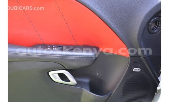 Nunua Imported Dodge Challenger Nyeupe Gari ndani ya Import - Dubai nchini Kati Kenya Nunua Imported Dodge Challenger Nyeupe Gari ndani ya Import - Dubai nchini Kati Kenya