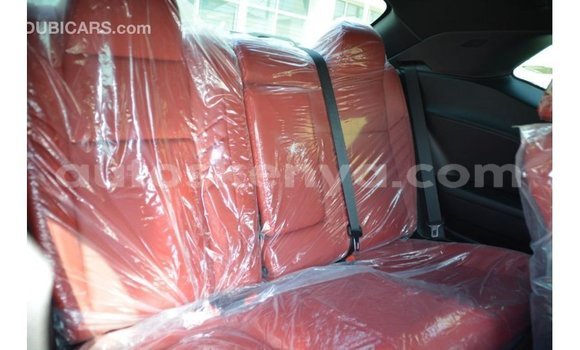 Nunua Imported Dodge Challenger Nyeupe Gari ndani ya Import - Dubai nchini Kati Kenya Nunua Imported Dodge Challenger Nyeupe Gari ndani ya Import - Dubai nchini Kati Kenya