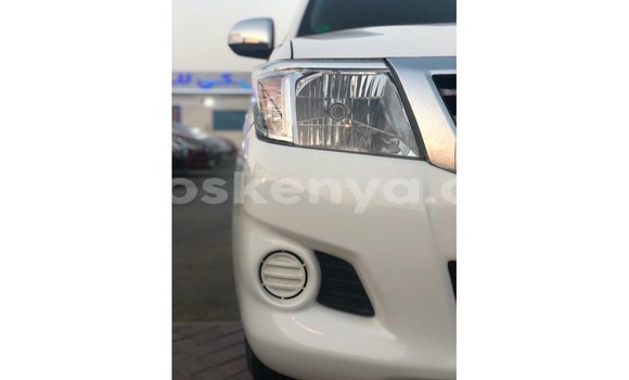 Buy Import Toyota Hilux White Car in Import - Dubai in Central Kenya Buy Import Toyota Hilux White Car in Import - Dubai in Central Kenya