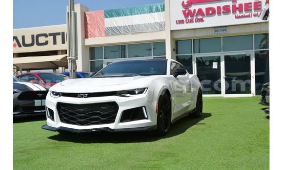 Imported Chevrolet Camaro White Makiinaa iti Import - Dubai keessatti Central Kenya keessatti