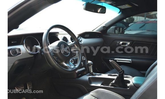 Imported Ford Mustang White Makiinaa iti Import - Dubai keessatti Central Kenya keessatti Imported Ford Mustang White Makiinaa iti Import - Dubai keessatti Central Kenya keessatti
