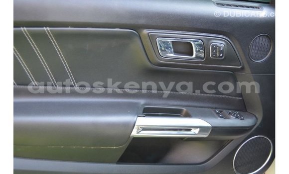 Imported Ford Mustang White Makiinaa iti Import - Dubai keessatti Central Kenya keessatti Imported Ford Mustang White Makiinaa iti Import - Dubai keessatti Central Kenya keessatti