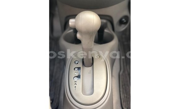 Imported Nissan Sunny White Makiinaa iti Import - Dubai keessatti Central Kenya keessatti Imported Nissan Sunny White Makiinaa iti Import - Dubai keessatti Central Kenya keessatti