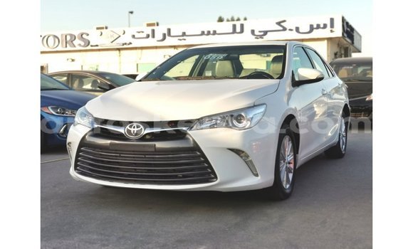 Buy Import Toyota Camry White Car in Import - Dubai in Central Kenya Buy Import Toyota Camry White Car in Import - Dubai in Central Kenya