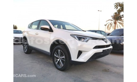 Imported Toyota Ade White Netiree iti Import - Dubai keessatti Central Kenya keessatti Imported Toyota Ade White Netiree iti Import - Dubai keessatti Central Kenya keessatti