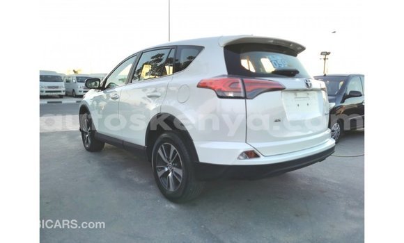 Imported Toyota Ade White Netiree iti Import - Dubai keessatti Central Kenya keessatti Imported Toyota Ade White Netiree iti Import - Dubai keessatti Central Kenya keessatti