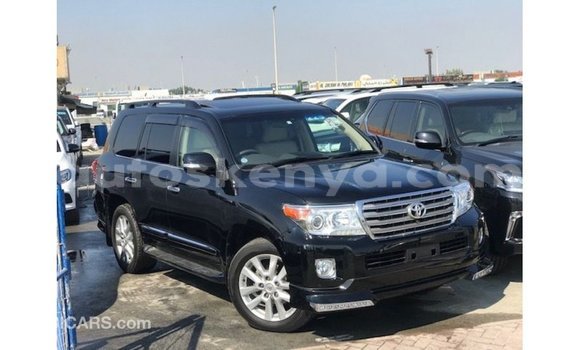 Nunua Imported Toyota Land Cruiser Nyeusi Gari ndani ya Import - Dubai nchini Kati Kenya Nunua Imported Toyota Land Cruiser Nyeusi Gari ndani ya Import - Dubai nchini Kati Kenya