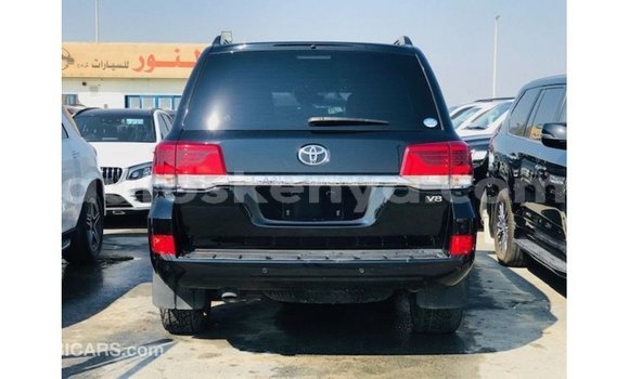 Imported Toyota Land Cruiser Black Makiinaa iti Import - Dubai keessatti Central Kenya keessatti Imported Toyota Land Cruiser Black Makiinaa iti Import - Dubai keessatti Central Kenya keessatti