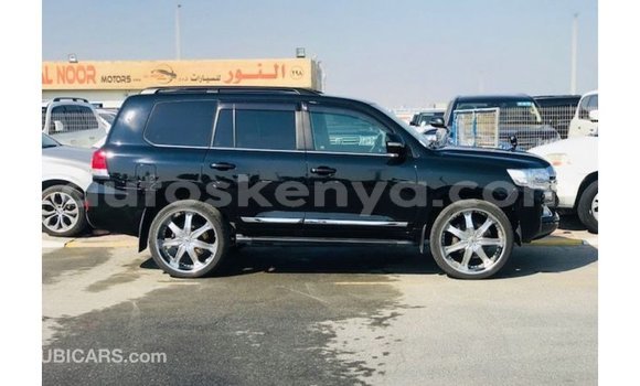 Imported Toyota Land Cruiser Black Makiinaa iti Import - Dubai keessatti Central Kenya keessatti Imported Toyota Land Cruiser Black Makiinaa iti Import - Dubai keessatti Central Kenya keessatti
