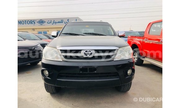 Imported Toyota Fortuner Black Makiinaa iti Import - Dubai keessatti Central Kenya keessatti Imported Toyota Fortuner Black Makiinaa iti Import - Dubai keessatti Central Kenya keessatti