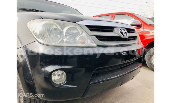 Imported Toyota Fortuner Black Makiinaa iti Import - Dubai keessatti Central Kenya keessatti Imported Toyota Fortuner Black Makiinaa iti Import - Dubai keessatti Central Kenya keessatti