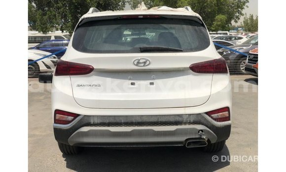 Buy Import Hyundai Santa Fe White Car in Import - Dubai in Central Kenya Buy Import Hyundai Santa Fe White Car in Import - Dubai in Central Kenya